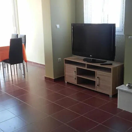 αρχοντικό 2 *